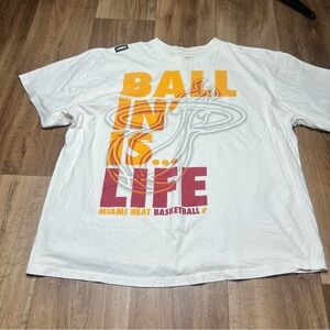 Miami Heat Basketball T Shirt 2XL White NBA JNK Ball Is Life Graphic